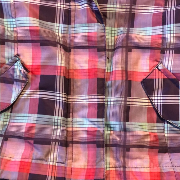 Lightweight jacket. - Picture 2 of 3